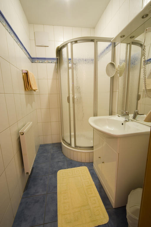 Der Dorfwirt Hotel Rechberg Phòng bức ảnh
