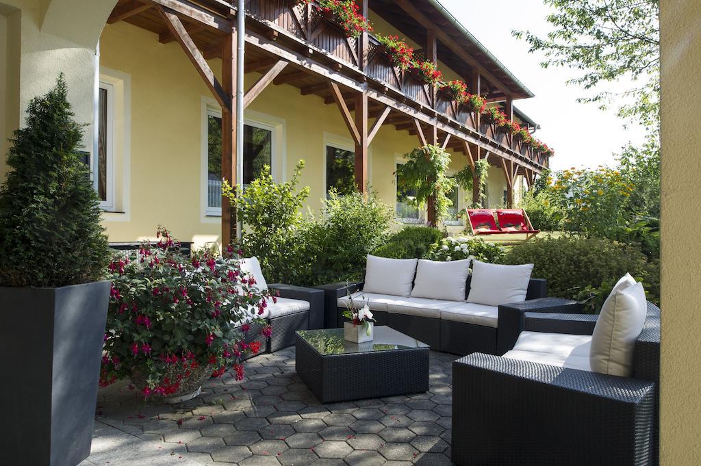 Der Dorfwirt Hotel Rechberg Ngoại thất bức ảnh